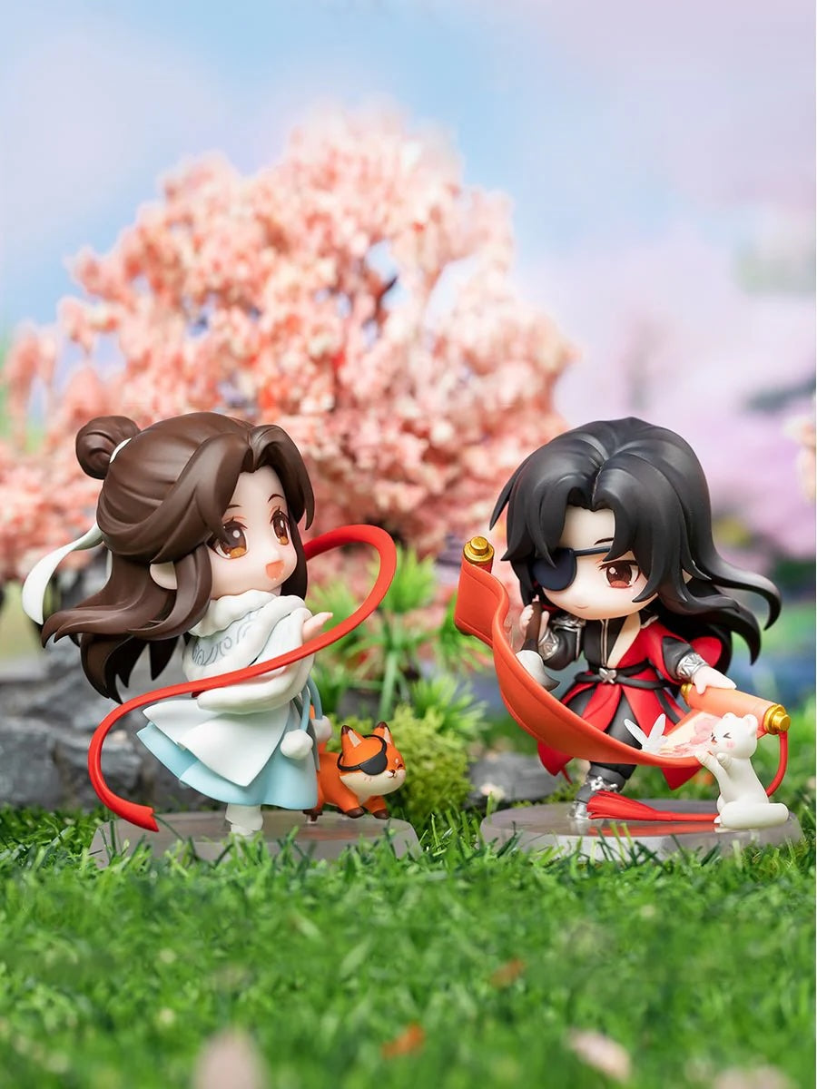 TGCF Falling Petals Weave a Thousand Knots Chibi Figure